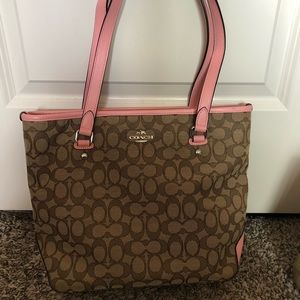 Peach Coach shoulder bag